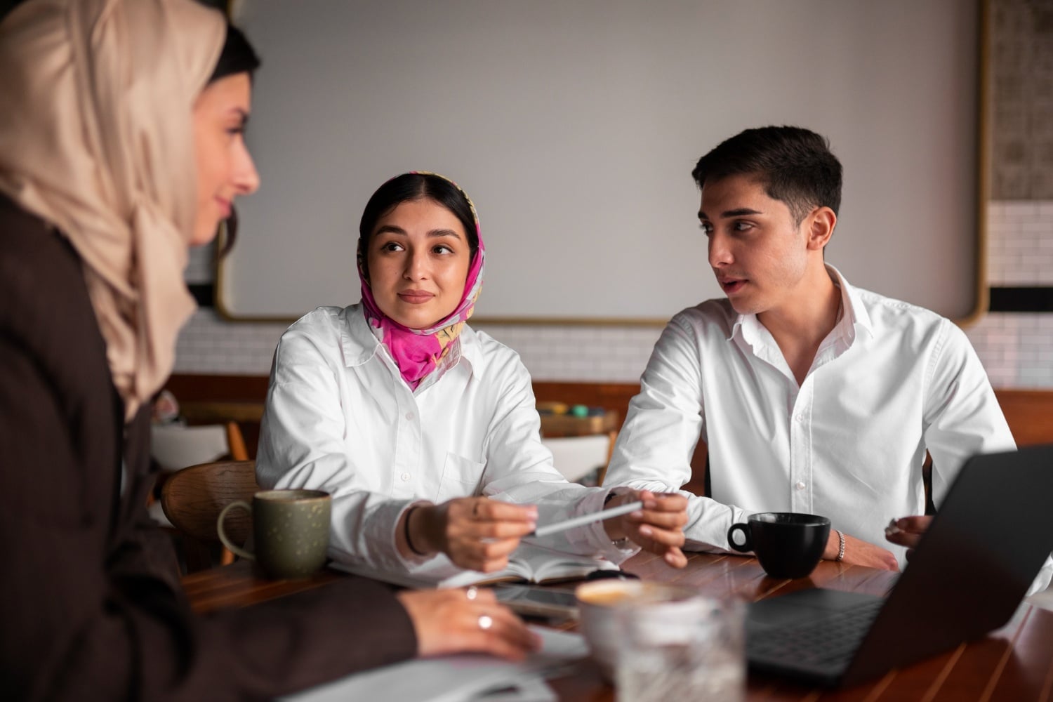 Kurz arabštiny pro úplné začátečníky Hradec Králové